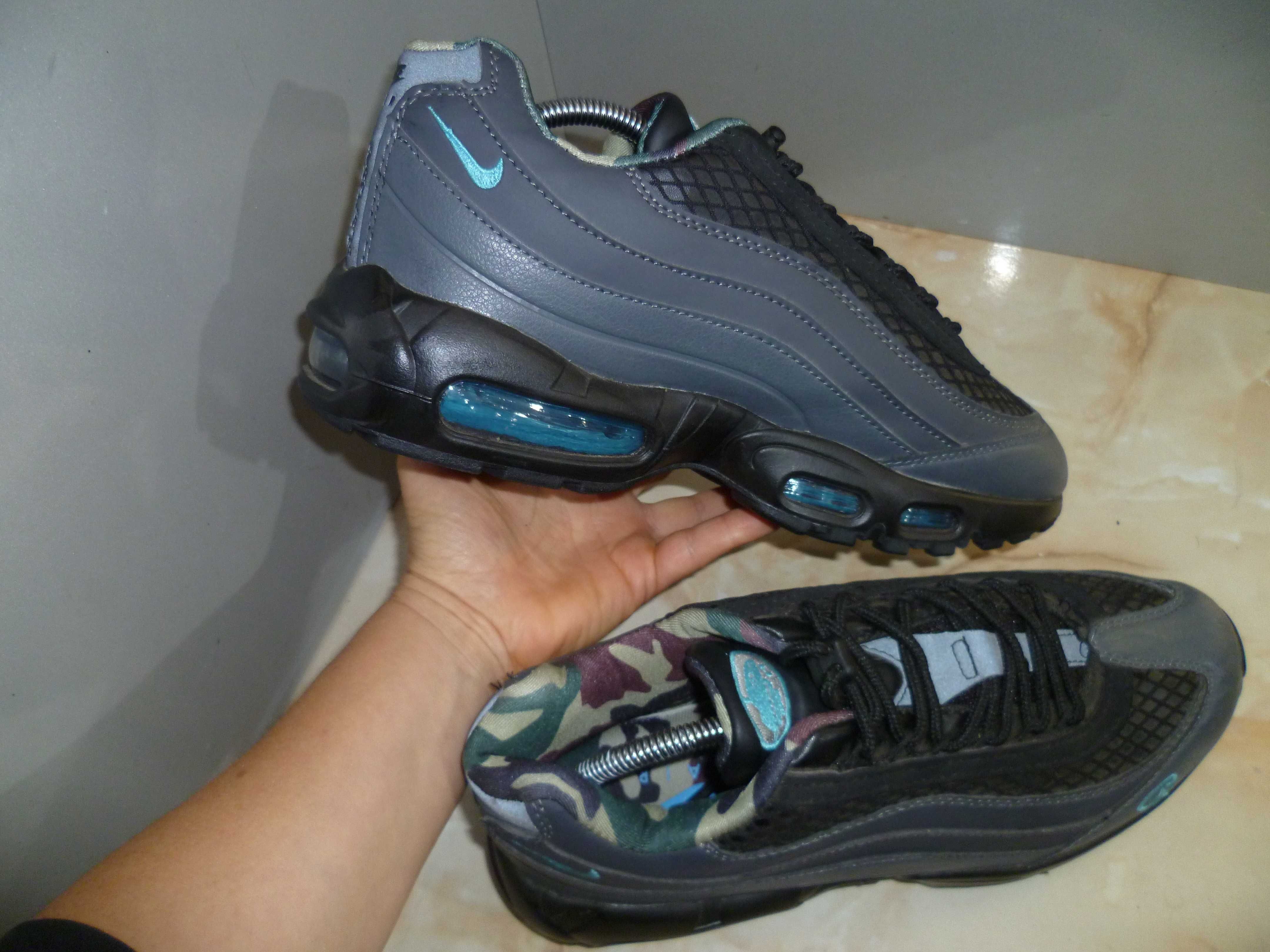 NIKE Air Max маратонки №45