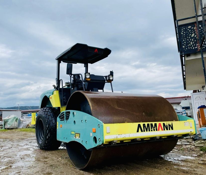 Vand Cilindru compactor Ammann aproape NOU, 280 ORE