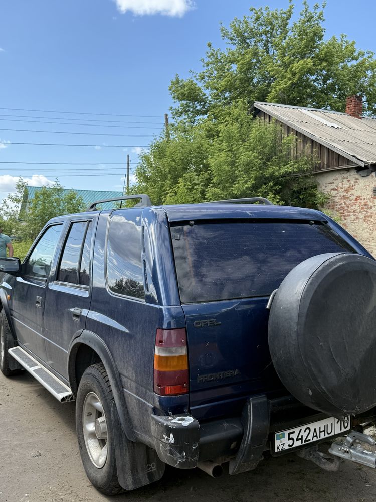 Продам Opel Frontera 1995 год