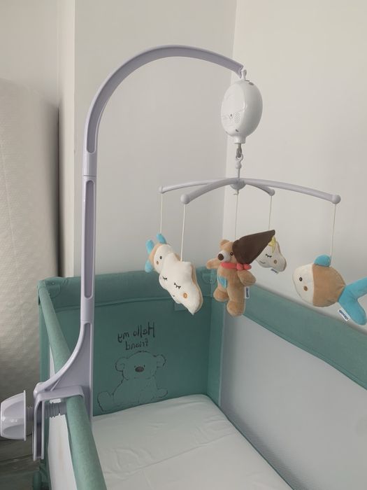 Музикална играчка за легло Chipolino