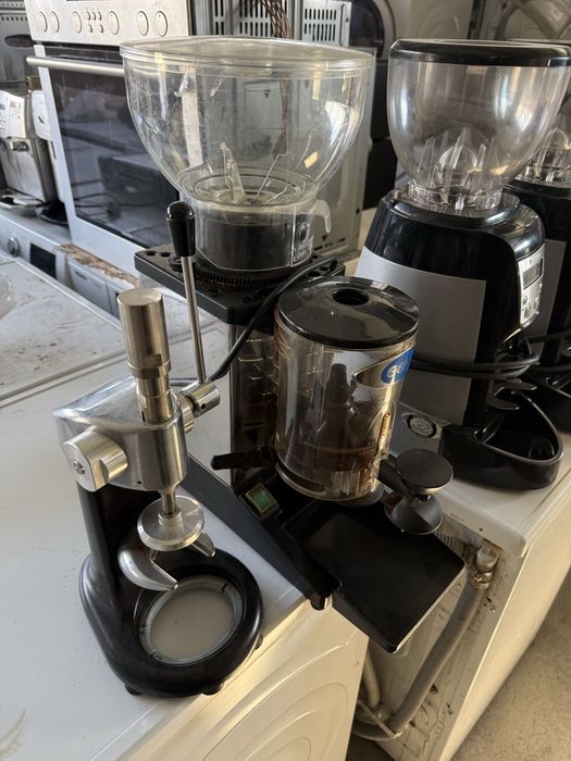 Електрическа кафемелачка GERMANY