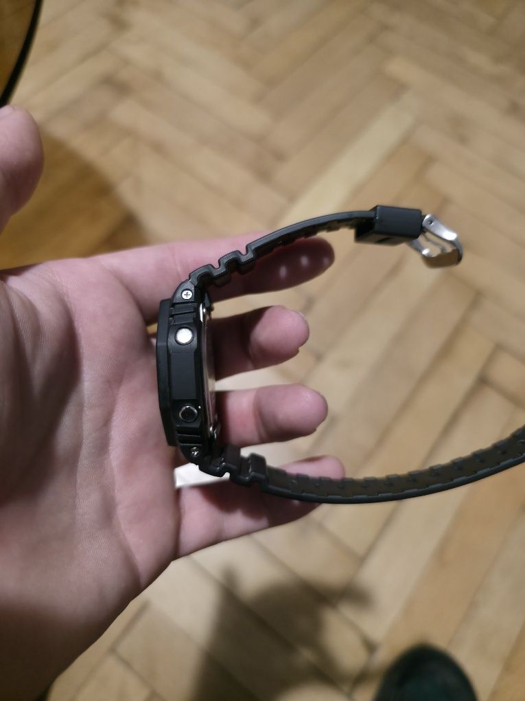 Vând Gshock în stare impecabila
