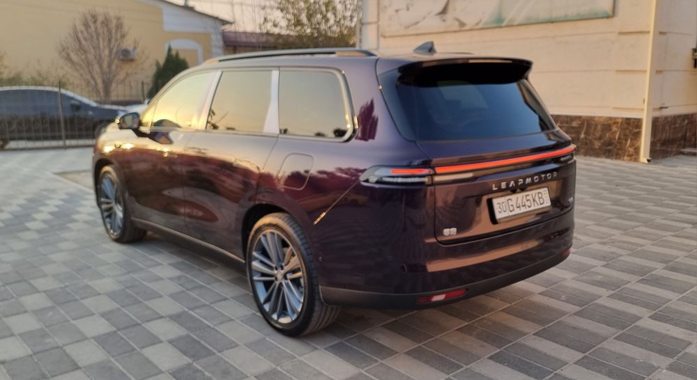 Leapmotor C16 gibrit full 2025-yil pachka bez probeg