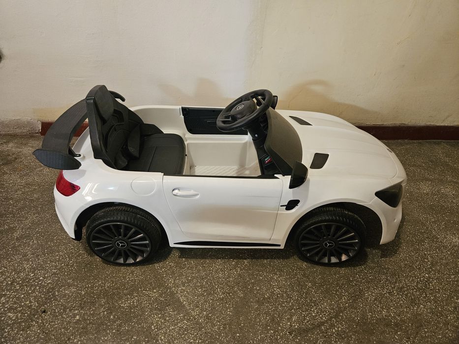 Masina electrica copii cu telecomanda