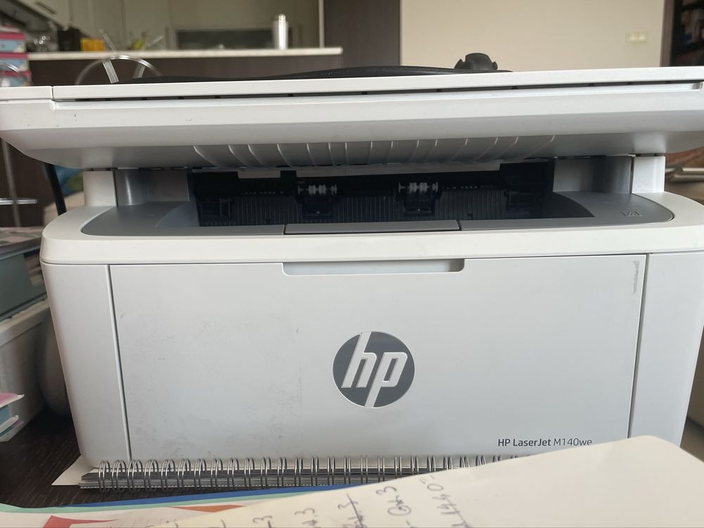 принтер HP LaserJet M140we