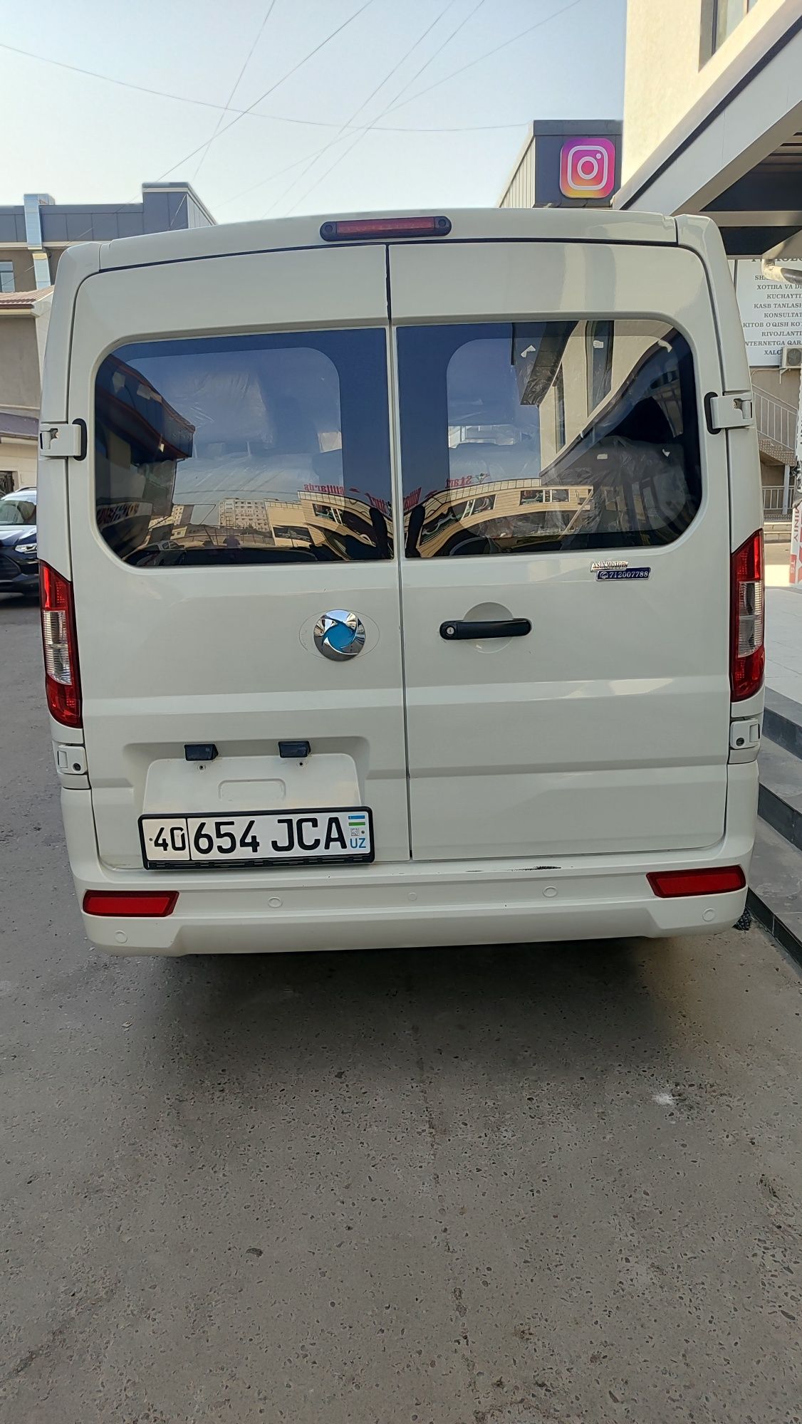 Dongfeng M2 mikro aftobus
