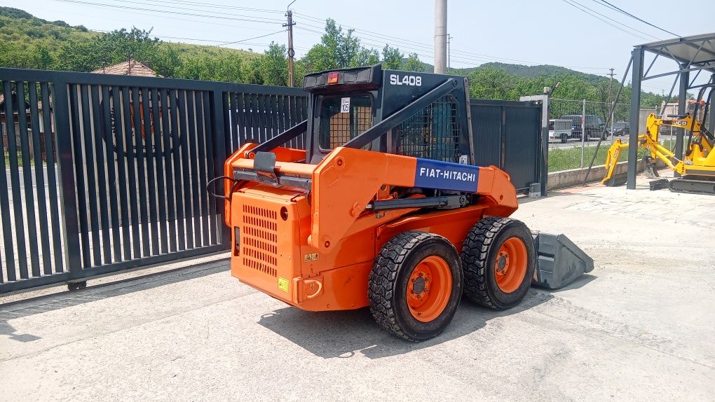 Miniincarcator Fiat hitachi 2100 kg