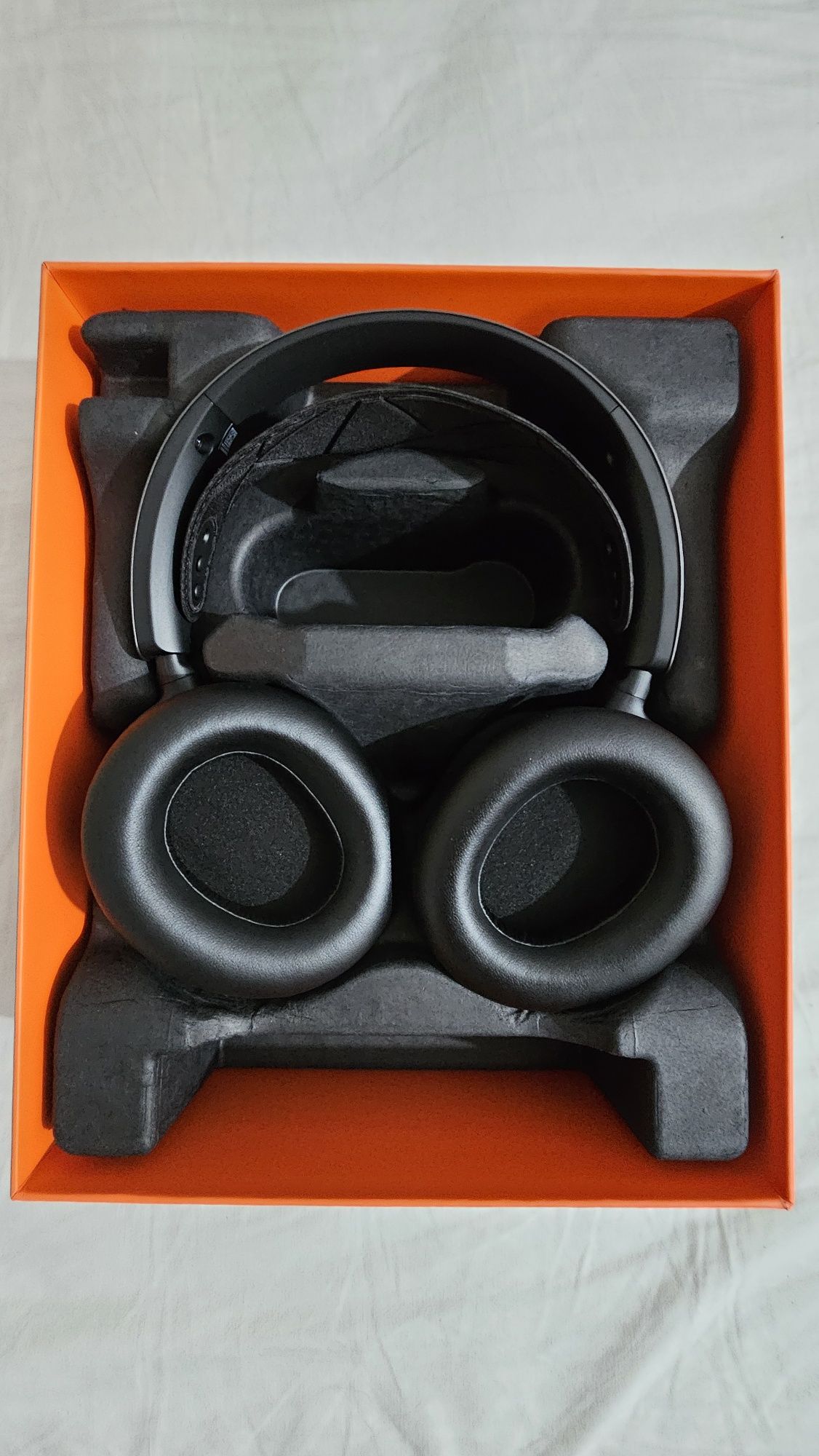 Casti/Headphones SteelSeries Artis Nova Pro Wireless - Nou, neutilizat