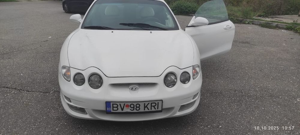 Vând Hyundai coupe