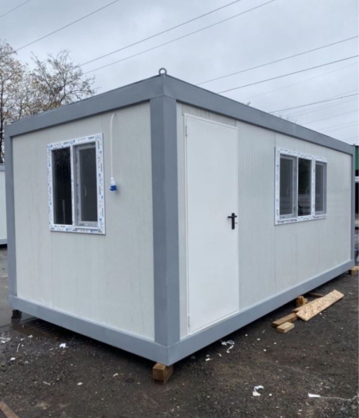 Vând containar modular
