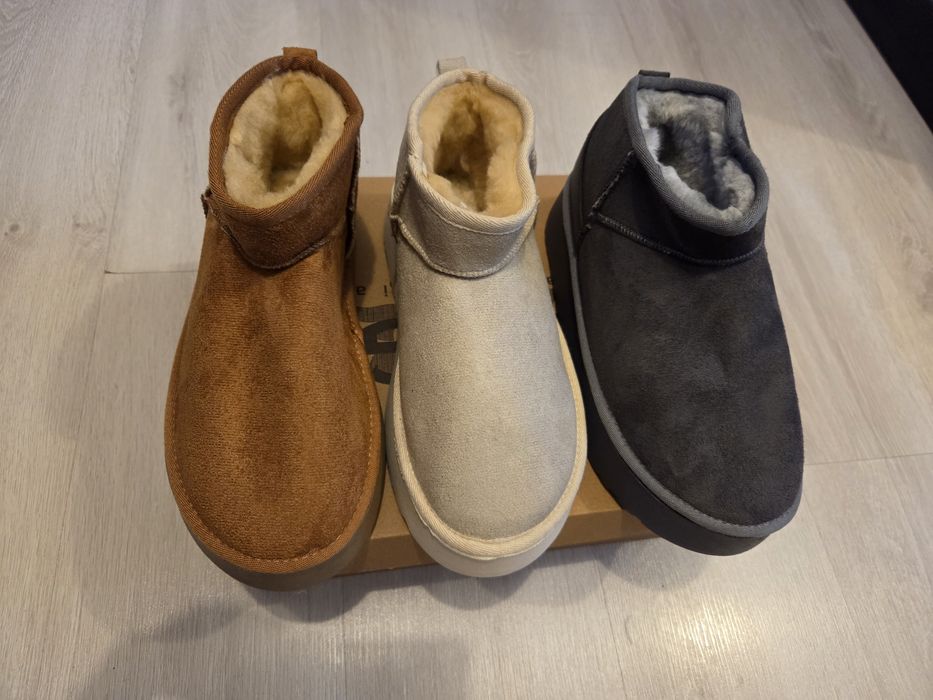Ugg doar mărimea 40