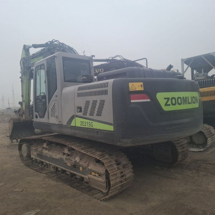 Ekskavatr Zoomlion Ze215G