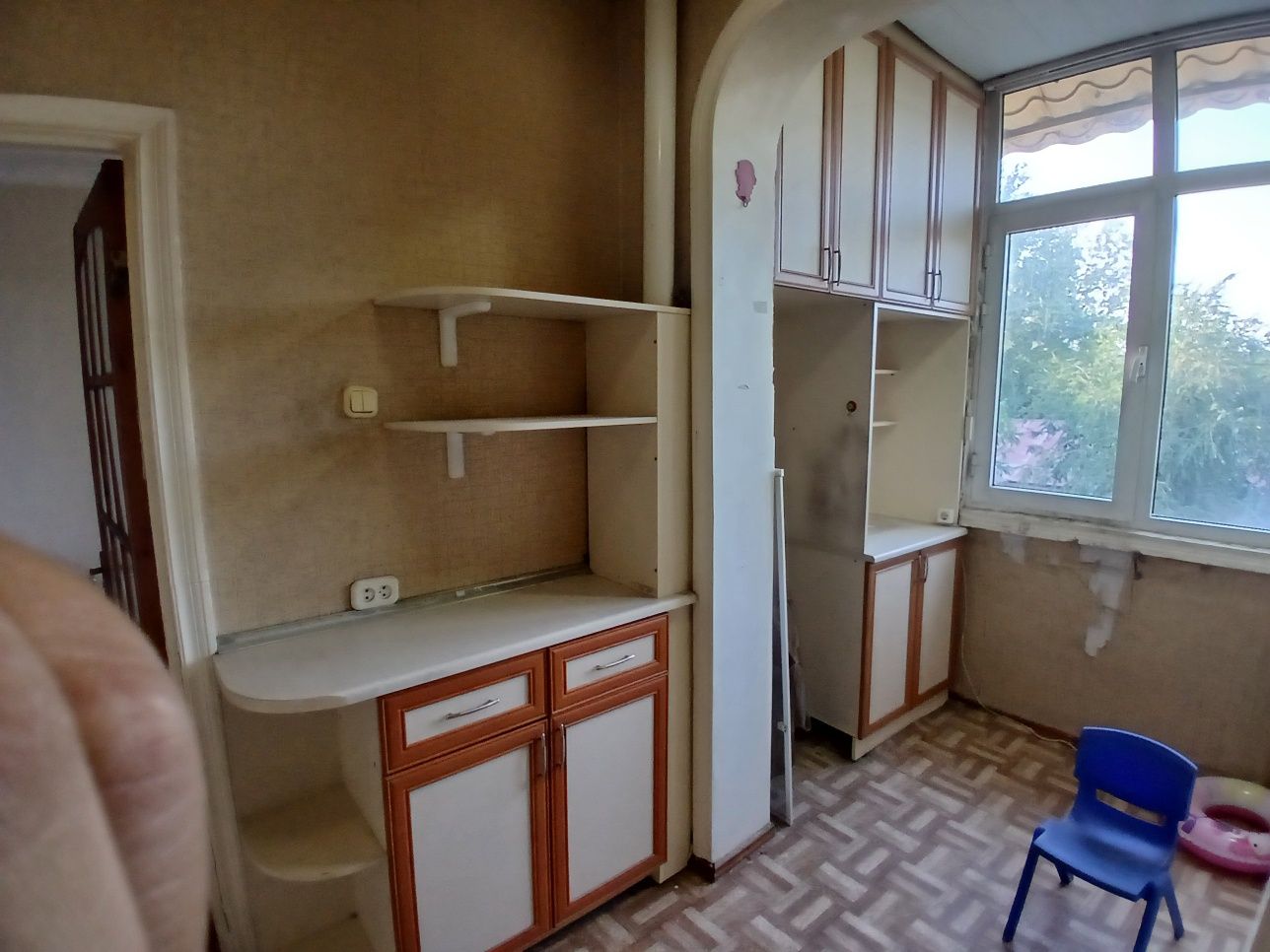 Продаётся кухонный гарнитура