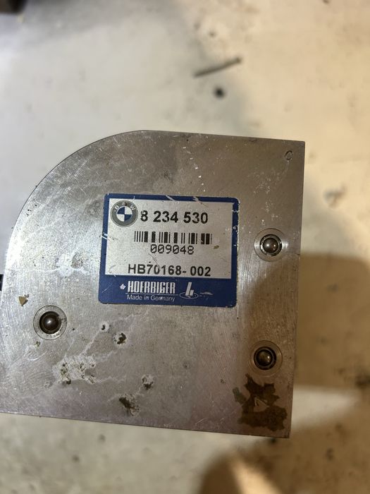 Продавам гюрук на части от бмв Е46 cabrio