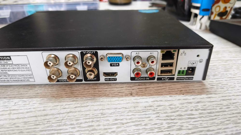 Хибриден DVR NVR E-CH7004