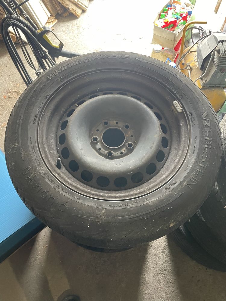 4 броя железни 16-ки 5х120 за бмв ет20