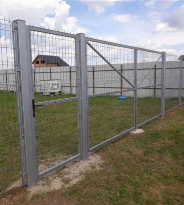 Facem garduri și porti din plasa bordurata sau din sipca metalica