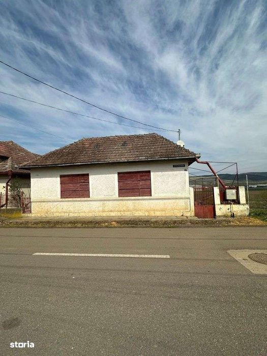 Casă DE VANZARE in Târnăveni, Bozias