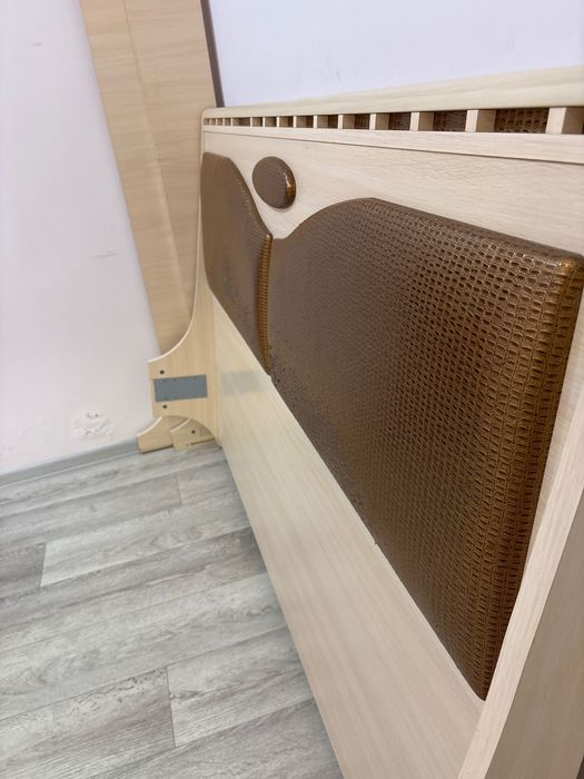 Продам изголовье от кровати