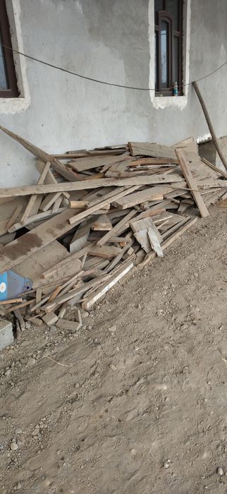 Тахталар сотилади пол тахталарям бор материалгаям ишледи утингаям ишле