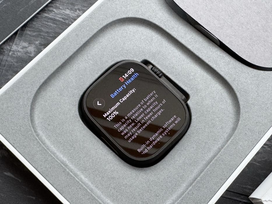 Apple Watch Ultra 2 49mm Black Titanium Ocean Band Гаранция