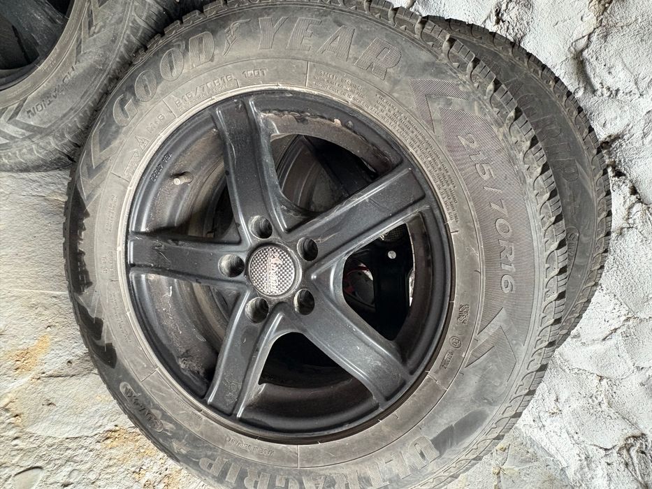 Jante auto aliaj, negre 215/70/16