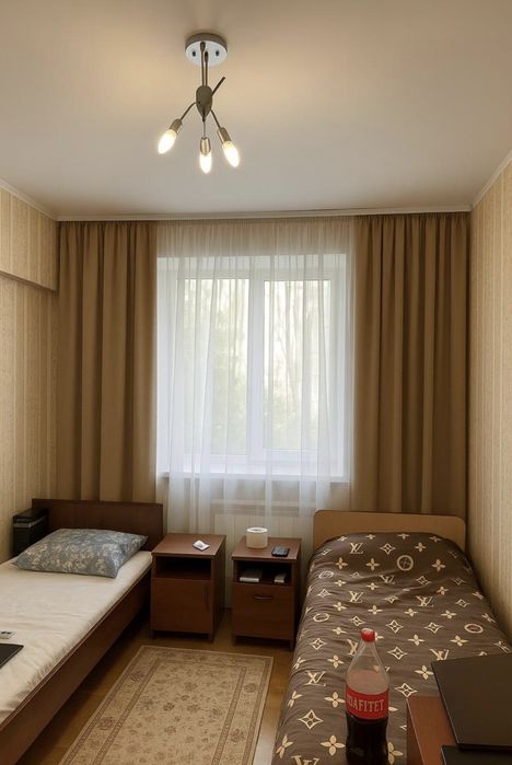 Сдам комнату на подселение Бостан  дыкском районе по Абая.