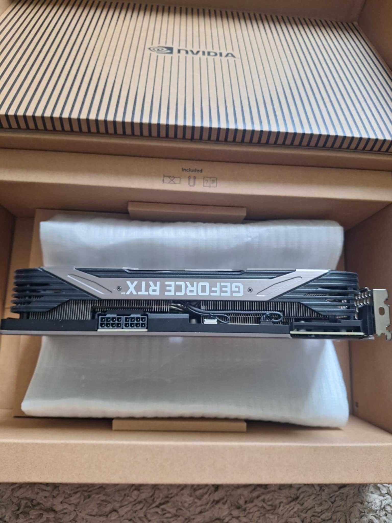 RTX 3080 TI PNY 384 bits.