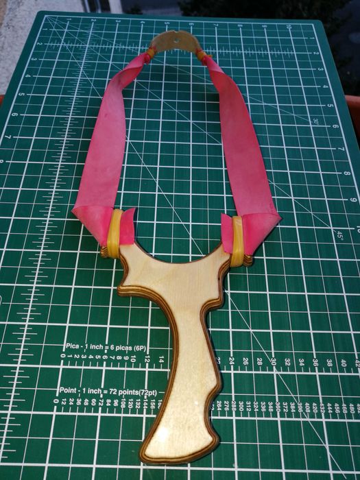 Prastie R10 REVOLUTION placaj MESTEACAN+gume foarte puternice