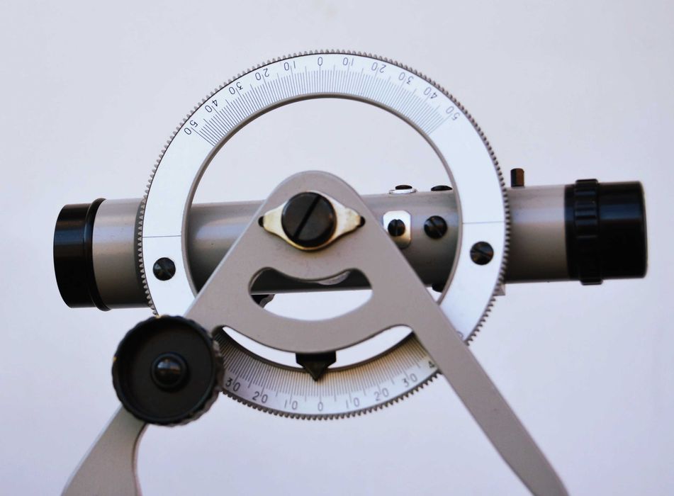 Teodolit pentru masuratori clasice de topografie Sokkia