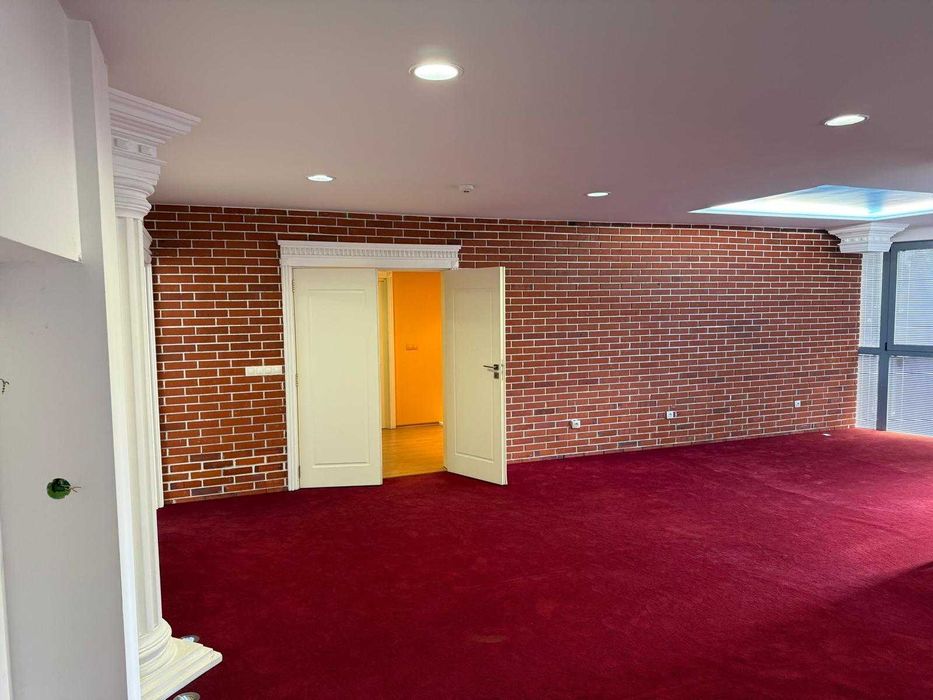 Отдава офис в ж.к.Младост-2