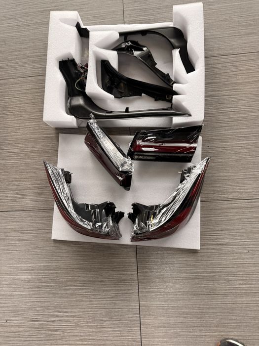 Стопове BMW G30 F90 LCI фейслифт  tail lights