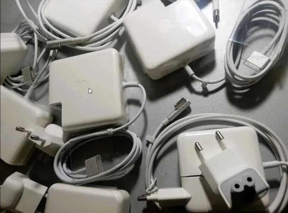 на макбук (MacBook) Блок питания, зарядка