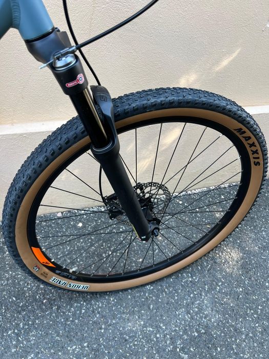 Bicicleta MTB KTM ULTRA SPORT 29” Aluminiu XL Deore furca Aer ca Nou