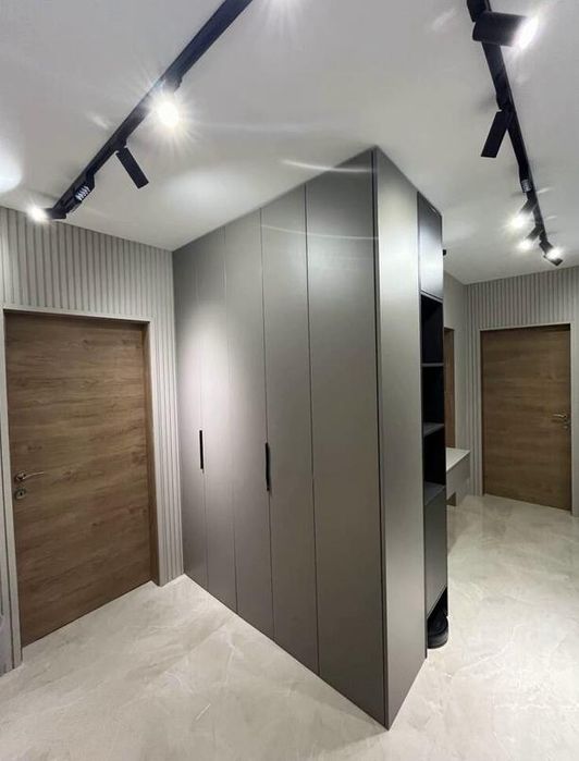 Тристаен, под наем, ж.к Малинова долина