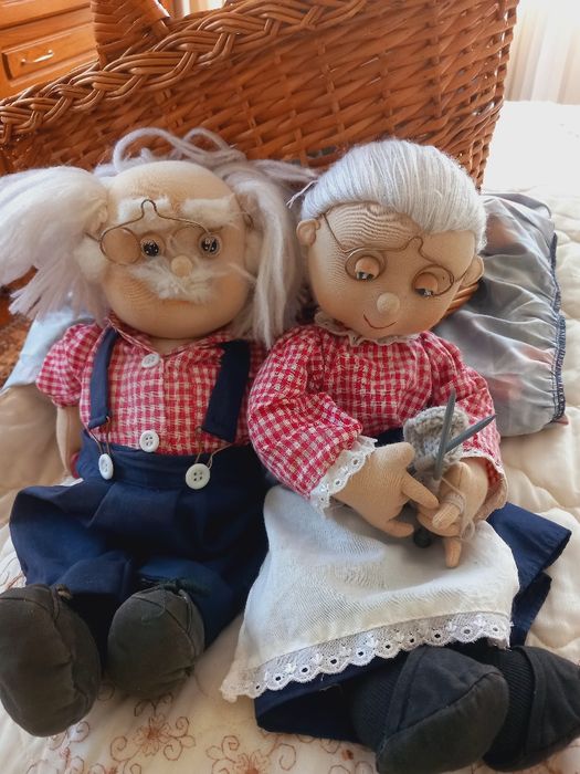 Vand mos si baba/papusi/marionete, simpatice