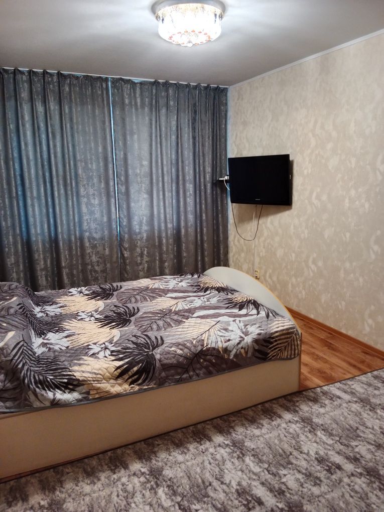 Почасово, посуточно 1к,кв. Алтай,101, 8 микр.