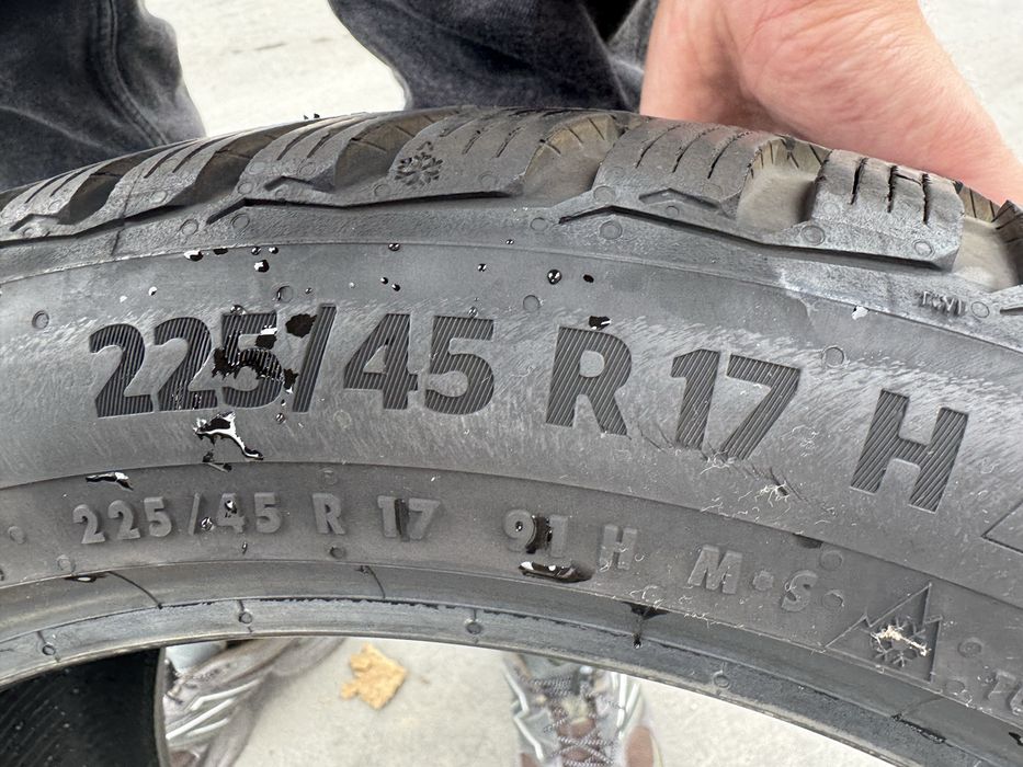 Гуми  CONTINENTAl 225/45 R17