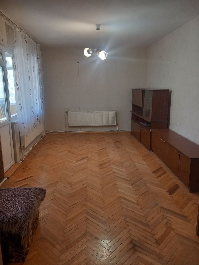 Дава се под наем Двустаен апартамент в Разград, Център - 77 кв.м за 239.7 € - Снимка #13
