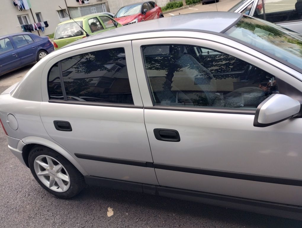 Opel Astra 2000 edition 1600