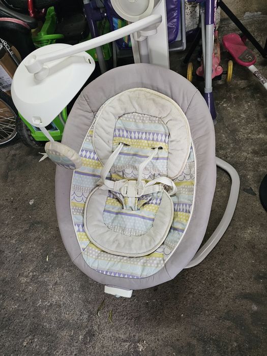Leagan  cu bateri pentru bebelusi
