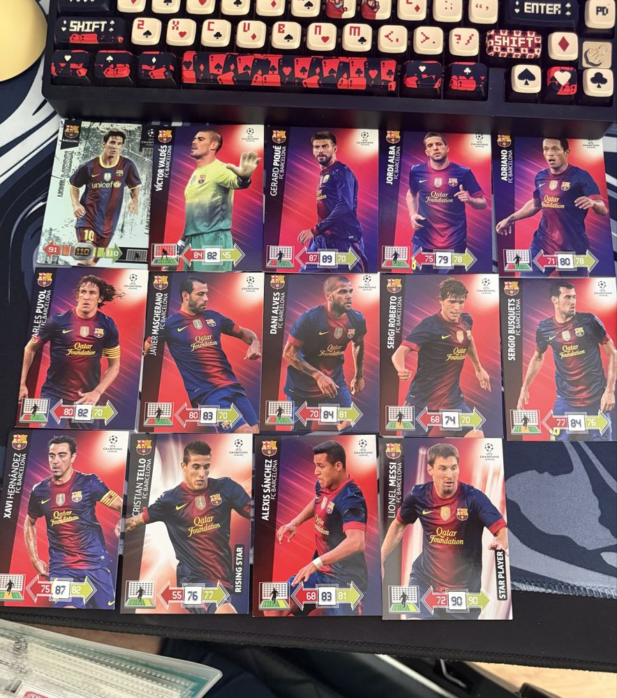 1200 + карти Topps Bundesliga 2010-2014 албум + Шампионска лига карти