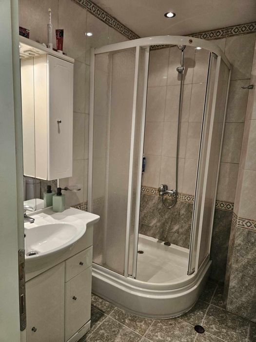 Дава се под наем Двустаен апартамент в София, Зона Б-5 - 90 кв.м за 639 € - Снимка #6