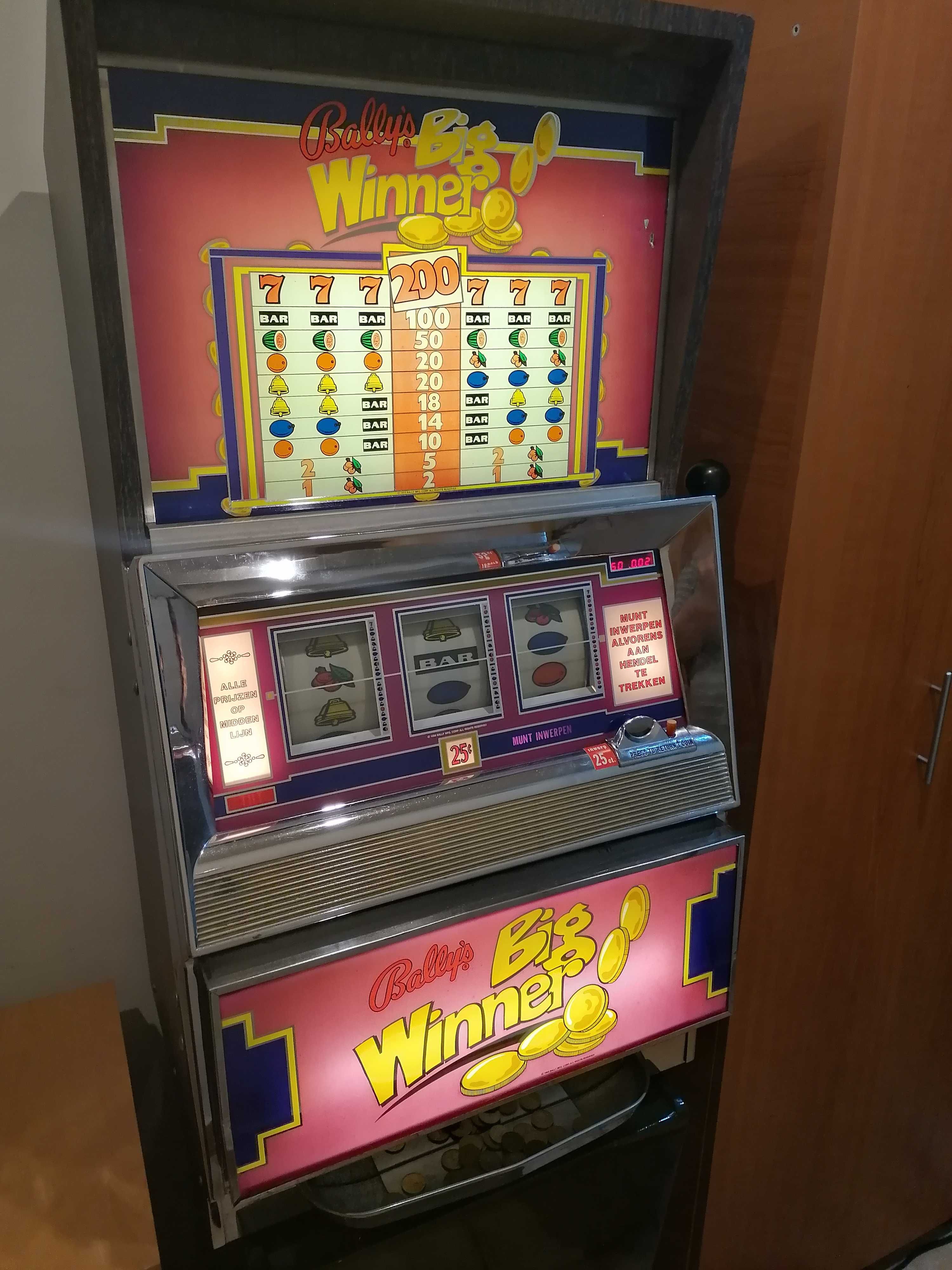 De Inchiriat Slot Machine, jocuri de noroc cu fise.NU  păcănele,