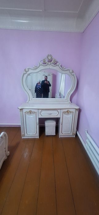 Mexmonxona va spalniy mebellari