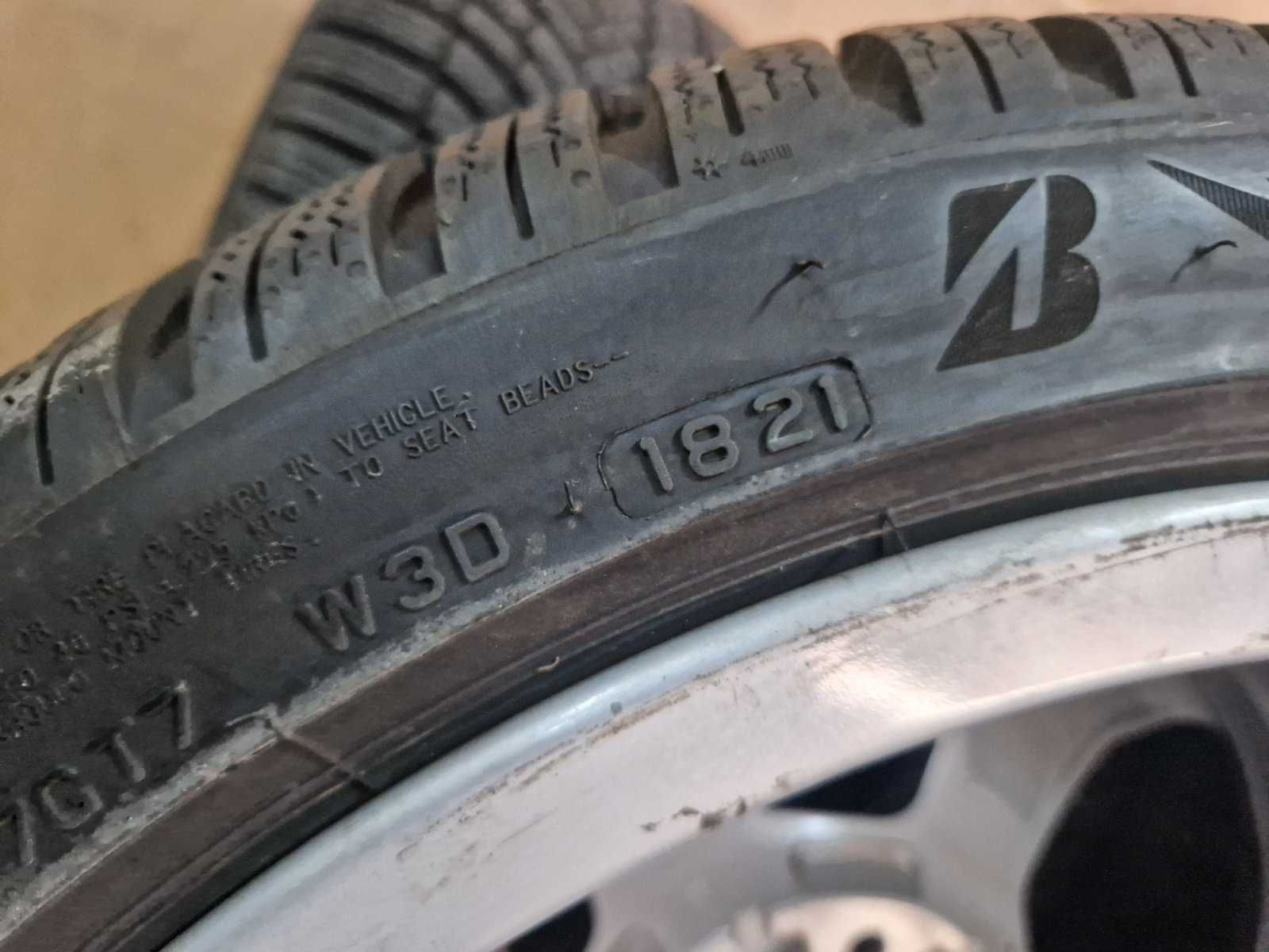 4 броя Bridgestone R18 225/40/ 
зимни гуми 
DOT1821