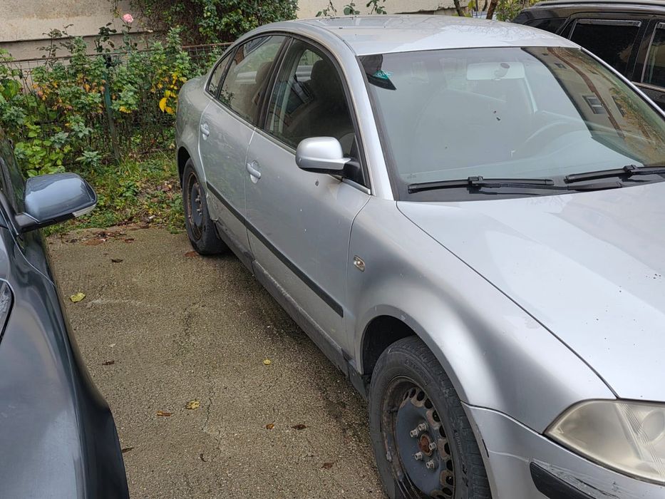 Mașina Passat B5.5