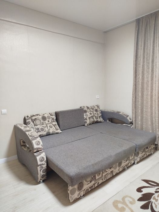 Диван продам срочно