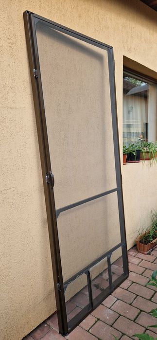 Plasa contra insectelor cu rama