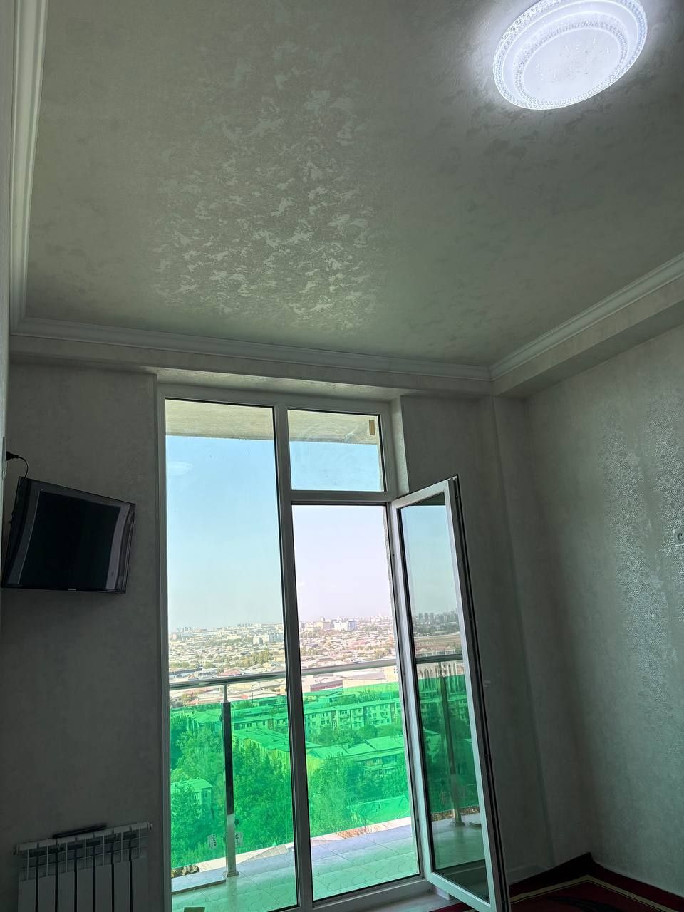 Sheriklikka qizlar bilan turishga  kvartira